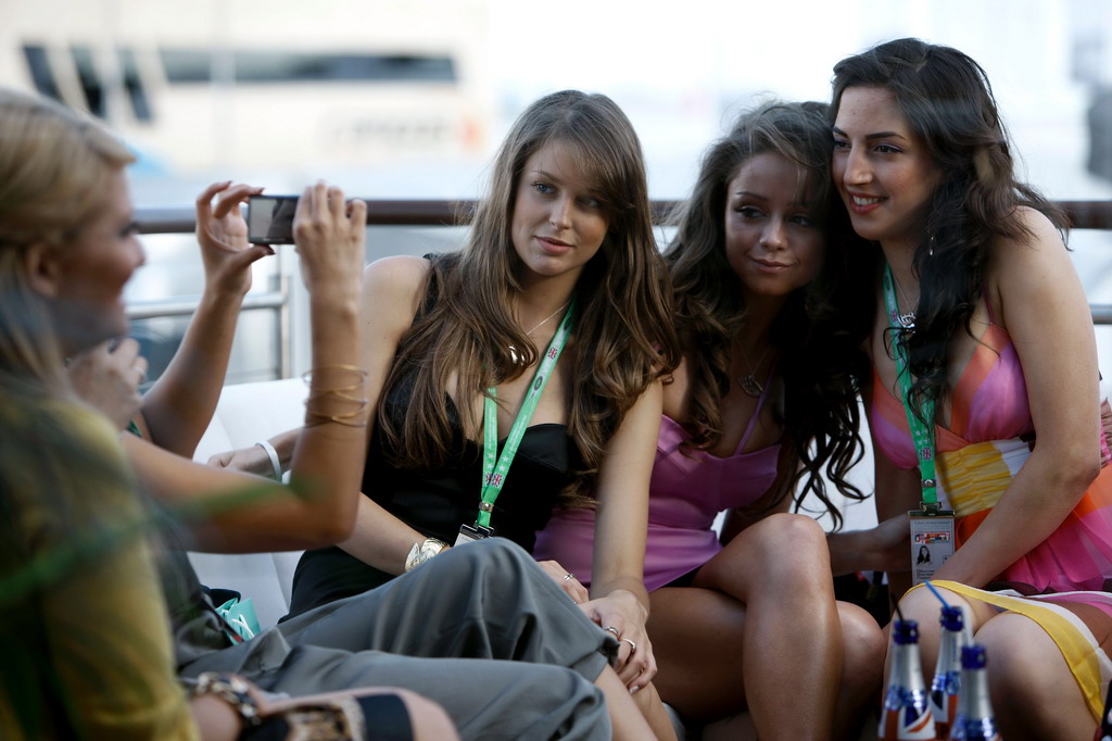 GIRLS