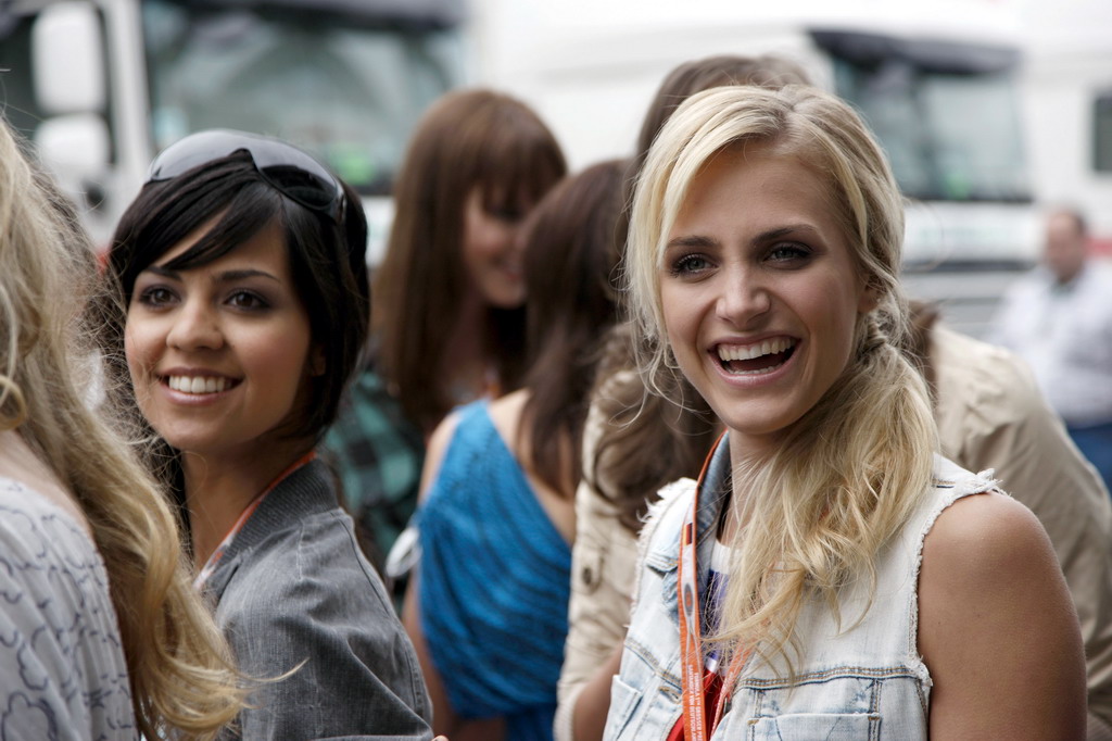GIRLS