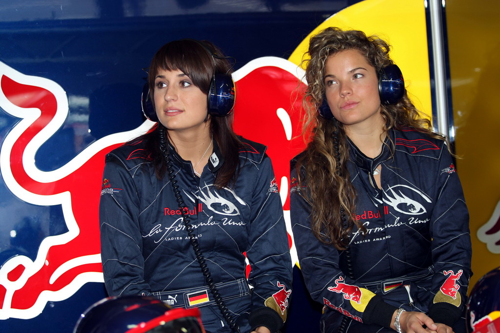 GIRLS