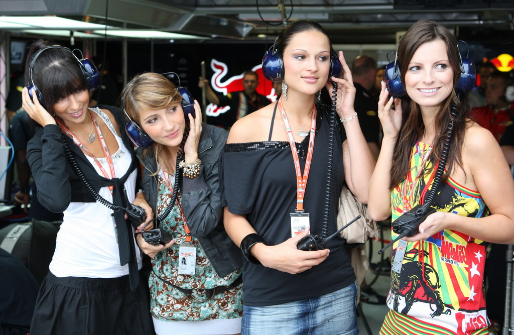 GIRLS