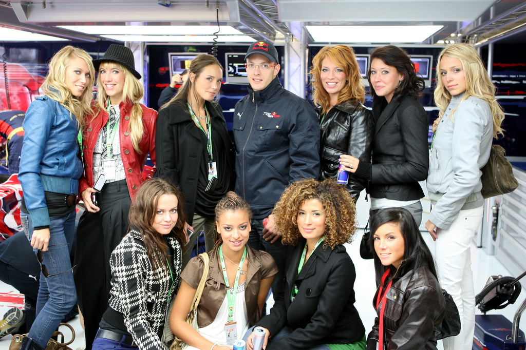 GIRLS