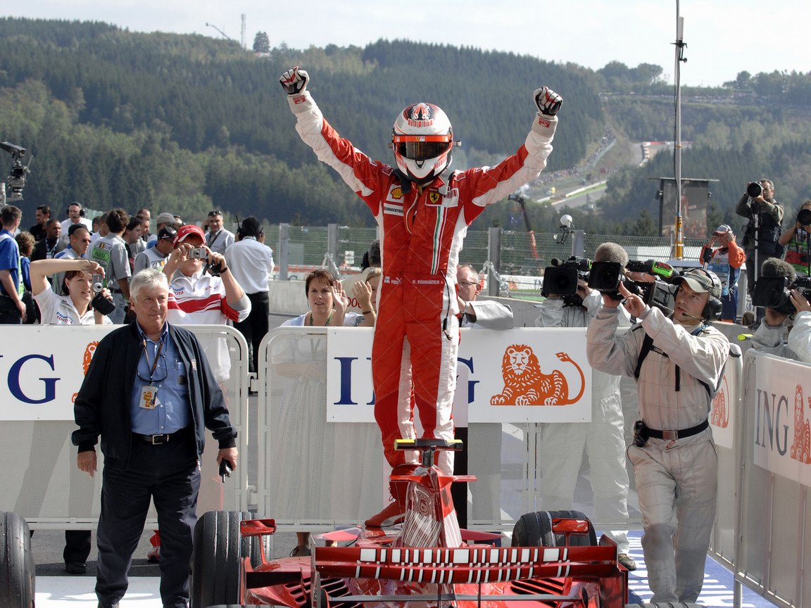 RAIKKONEN CAMPIONE DEL MONDO 1152x864