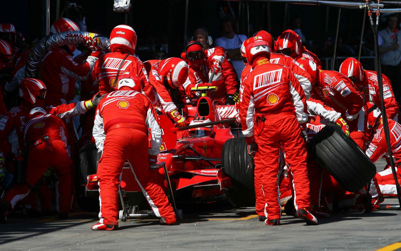 RAIKKONEN CAMPIONE DEL MONDO 1680x1050