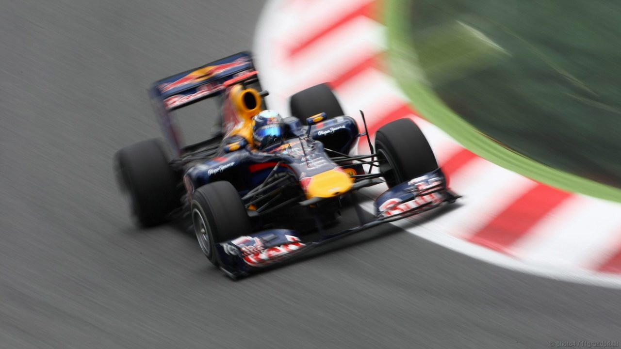 SEBASTIAN VETTEL WORLD CHAMPION 2010 1280x720