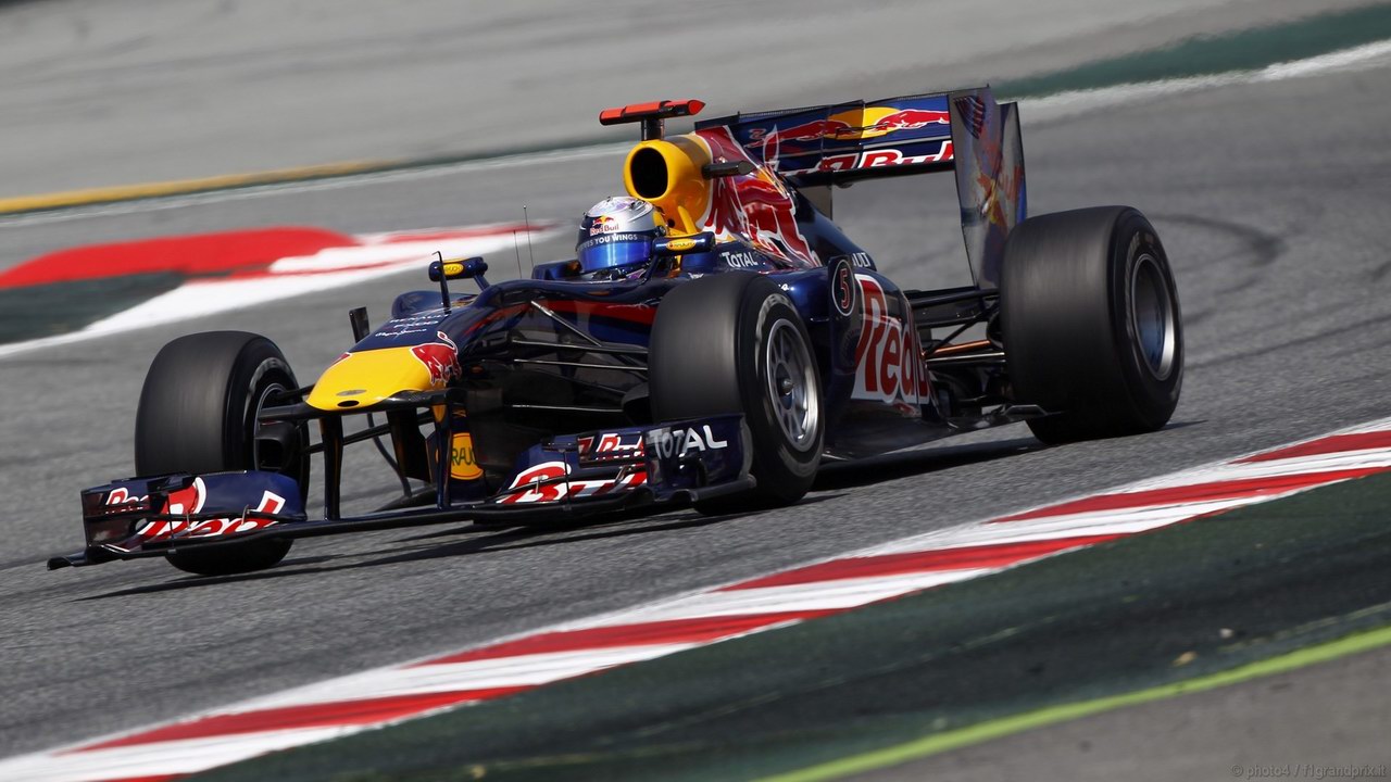 SEBASTIAN VETTEL WORLD CHAMPION 2010 1280x720