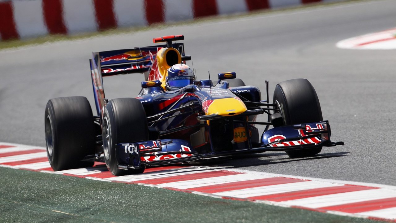 SEBASTIAN VETTEL WORLD CHAMPION 2010 1280x720