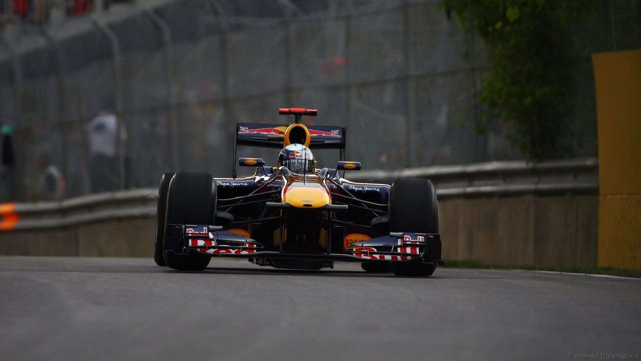 SEBASTIAN VETTEL WORLD CHAMPION 2010 1280x720