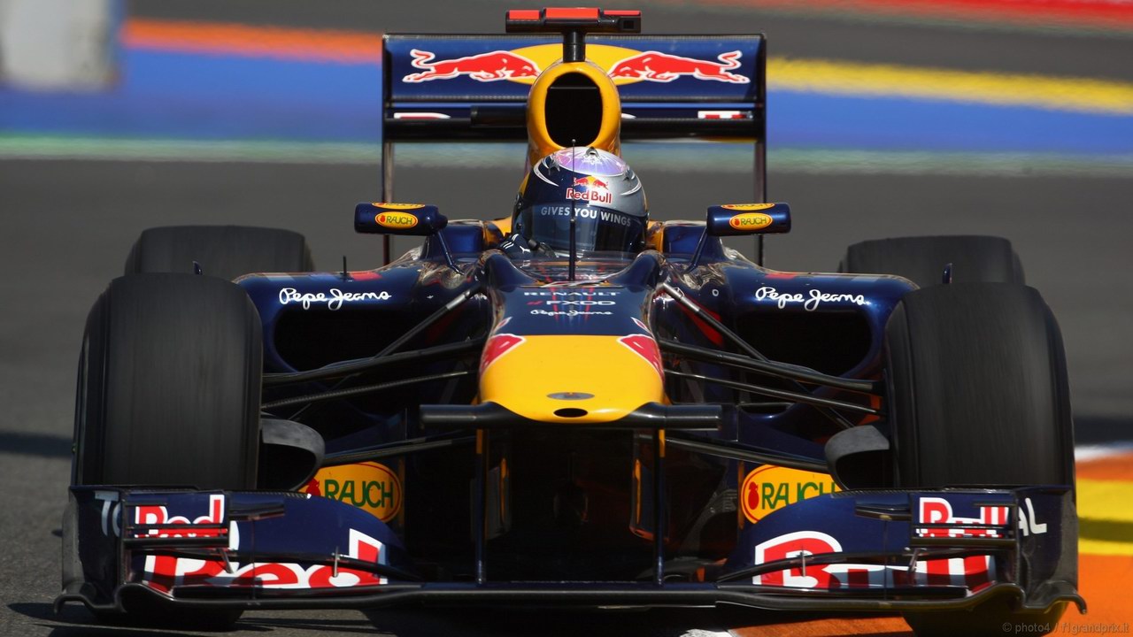 SEBASTIAN VETTEL WORLD CHAMPION 2010 1280x720