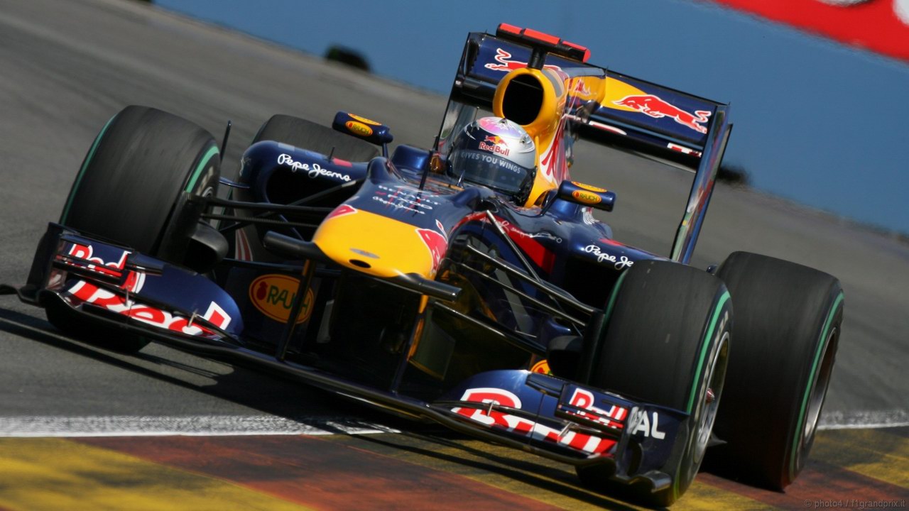 SEBASTIAN VETTEL WORLD CHAMPION 2010 1280x720