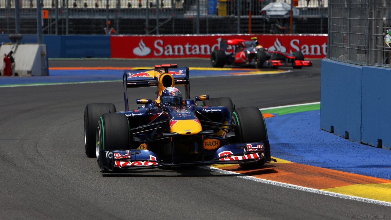 SEBASTIAN VETTEL WORLD CHAMPION 2010 1280x720