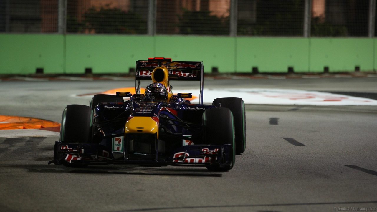 SEBASTIAN VETTEL WORLD CHAMPION 2010 1280x720