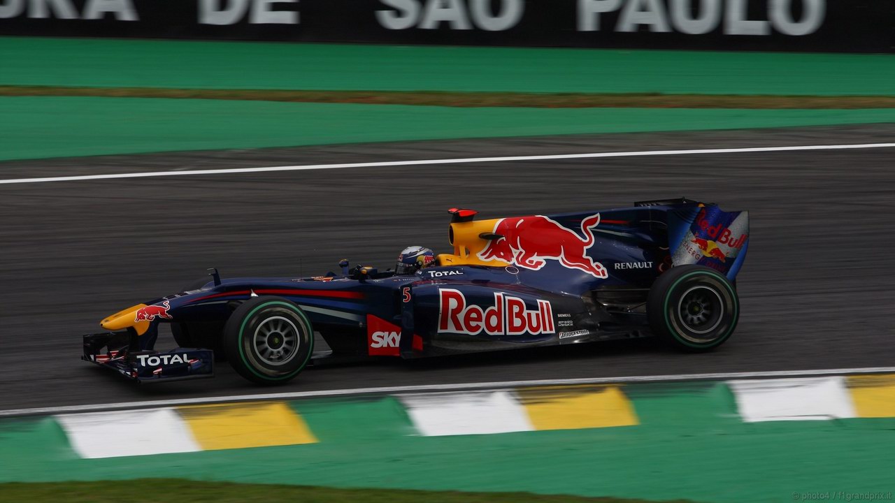SEBASTIAN VETTEL WORLD CHAMPION 2010 1280x720