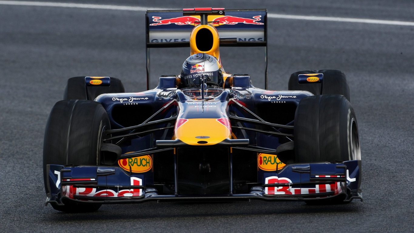 SEBASTIAN VETTEL WORLD CHAMPION 2010 1366x768