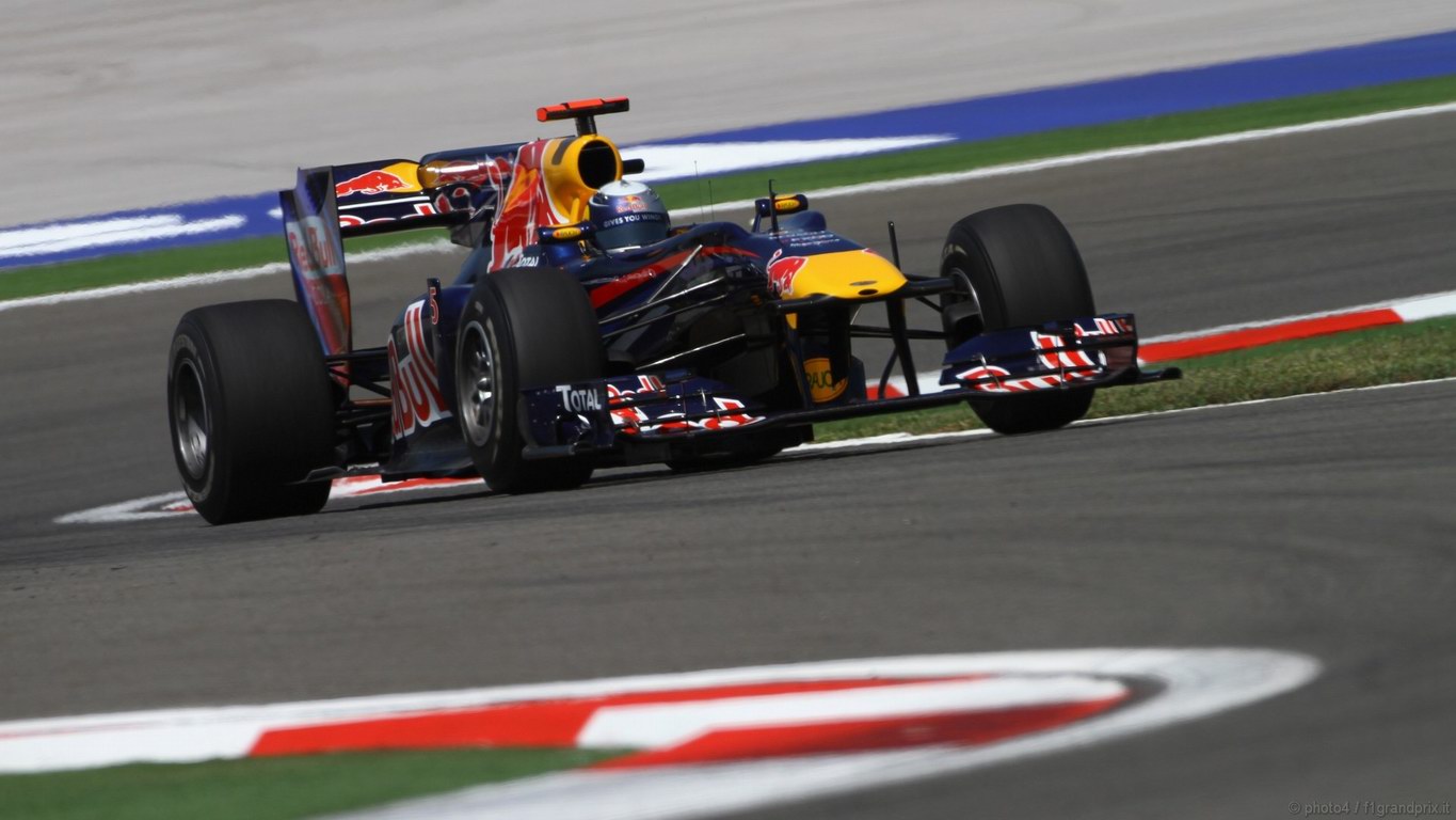 SEBASTIAN VETTEL WORLD CHAMPION 2010 1366x768