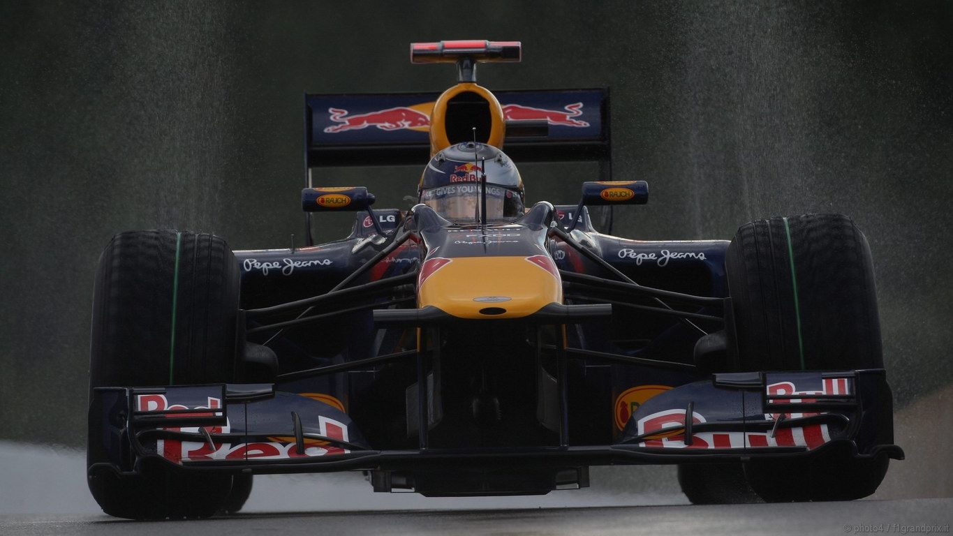 SEBASTIAN VETTEL WORLD CHAMPION 2010 1366x768