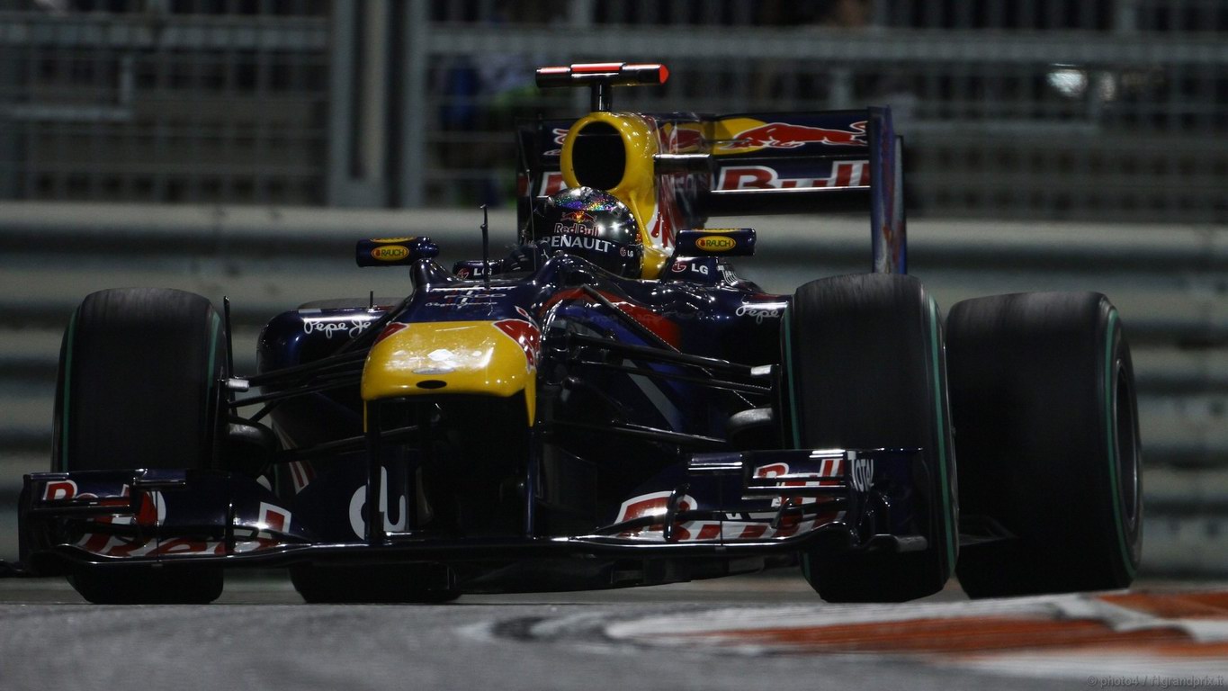 SEBASTIAN VETTEL WORLD CHAMPION 2010 1366x768