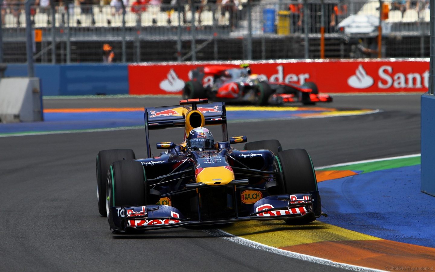 SEBASTIAN VETTEL WORLD CHAMPION 2010 1440x900