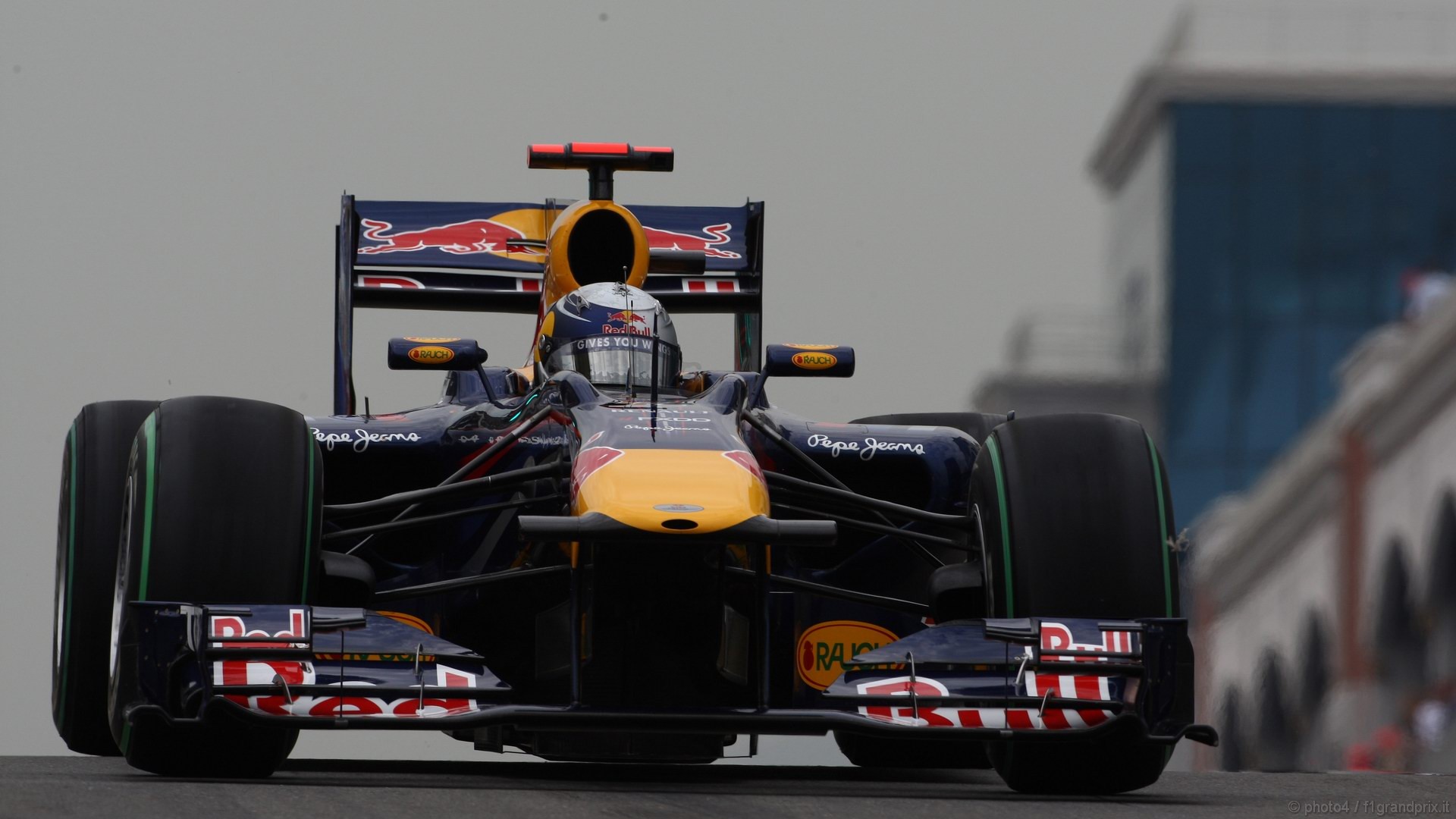 SEBASTIAN VETTEL WORLD CHAMPION 2010 1920x1080