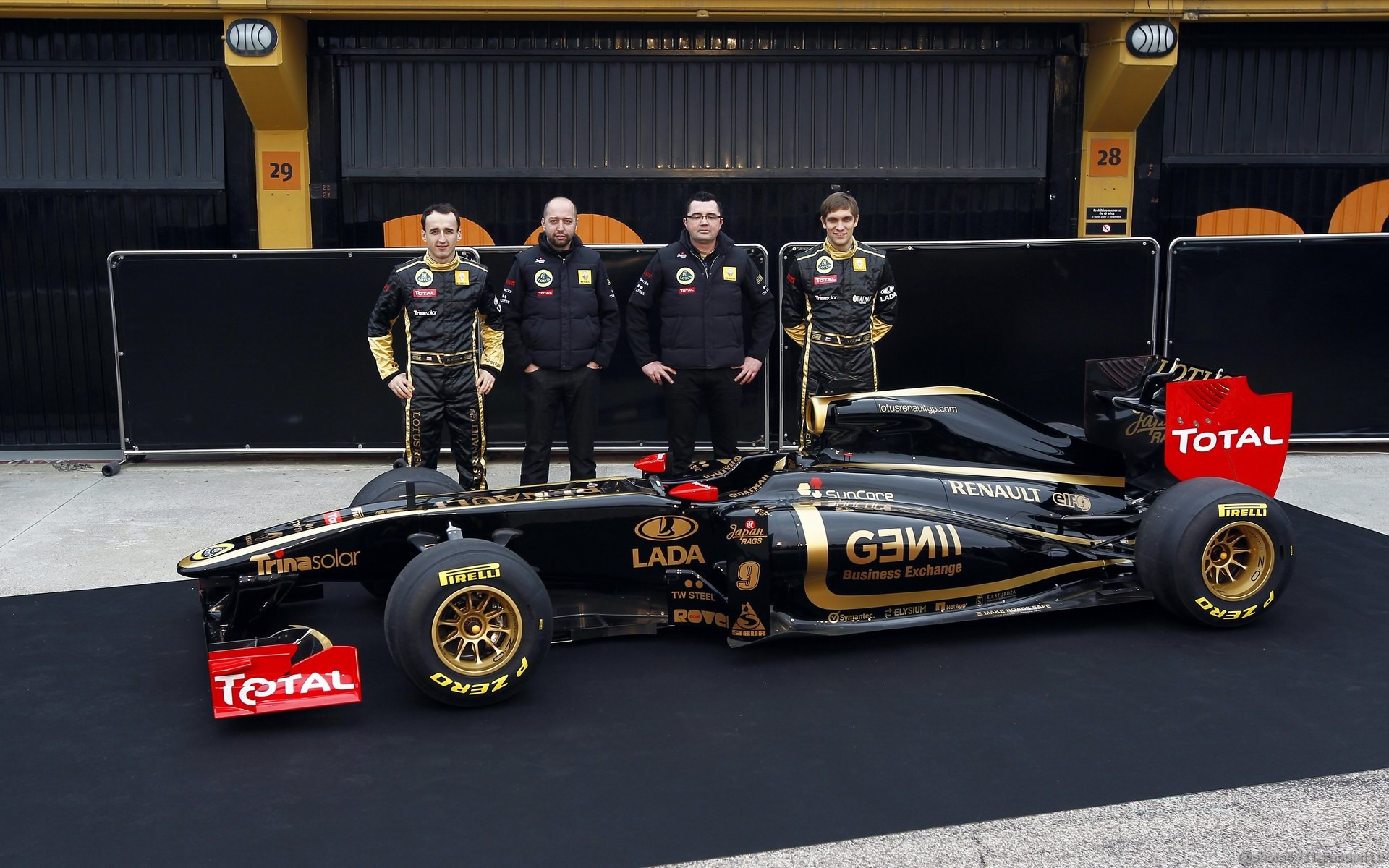 Lotus Renault R31 1920x1200