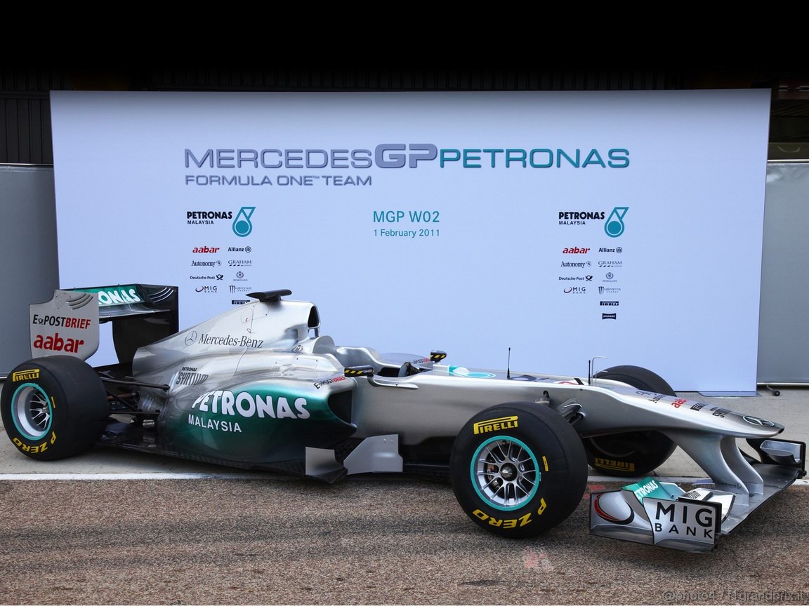 Mercedes MGP W02 1152x864