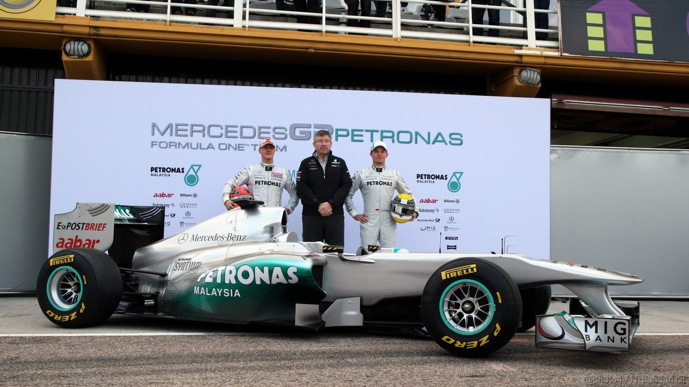 Mercedes MGP W02 1366x768
