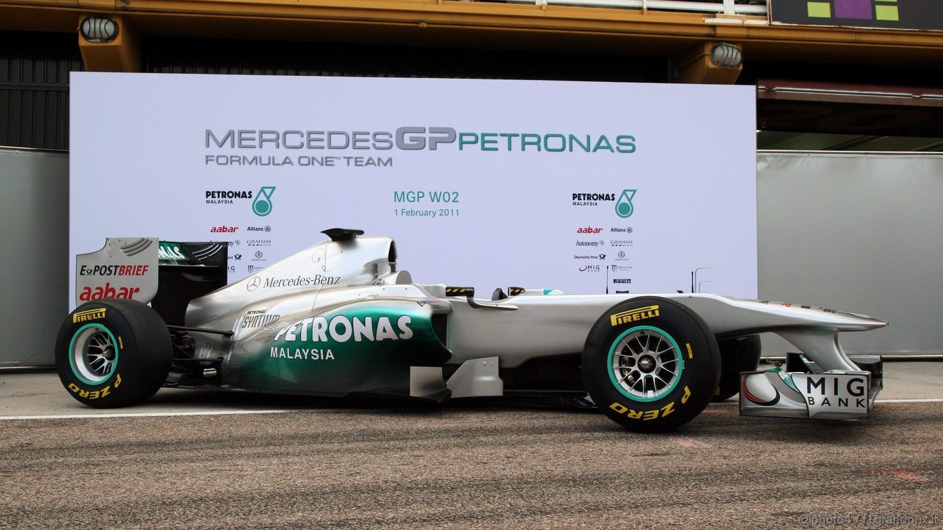 Mercedes MGP W02 1366x768