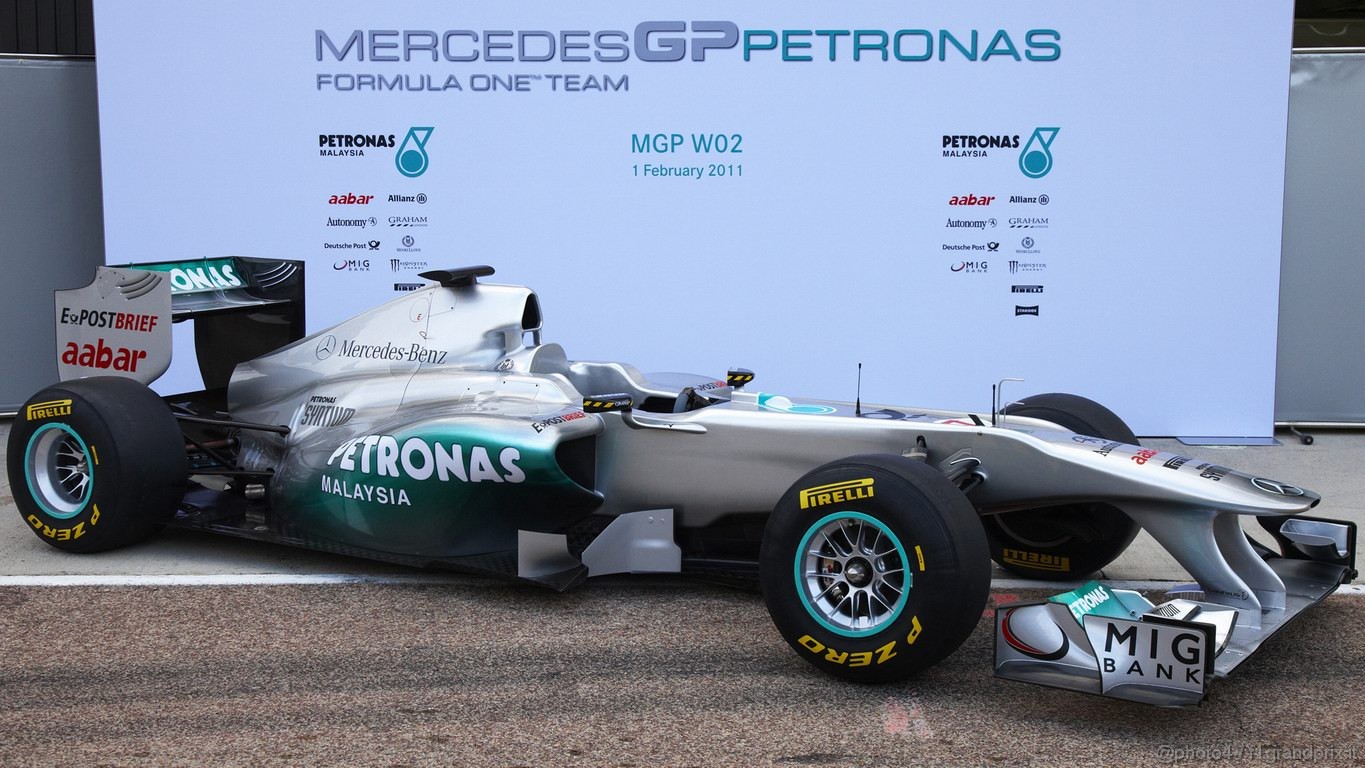 Mercedes MGP W02 1366x768