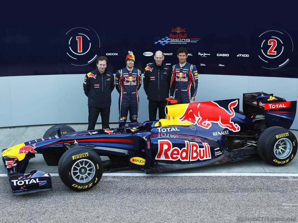 Red Bull RB7 1024x768