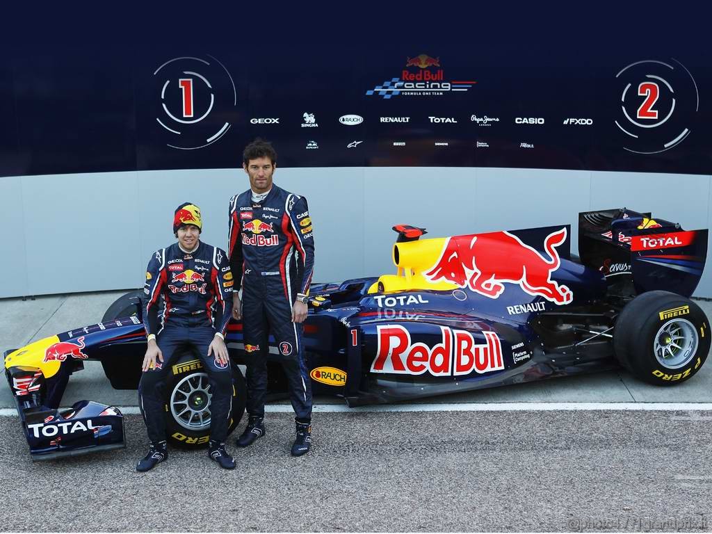 Red Bull RB7 1024x768