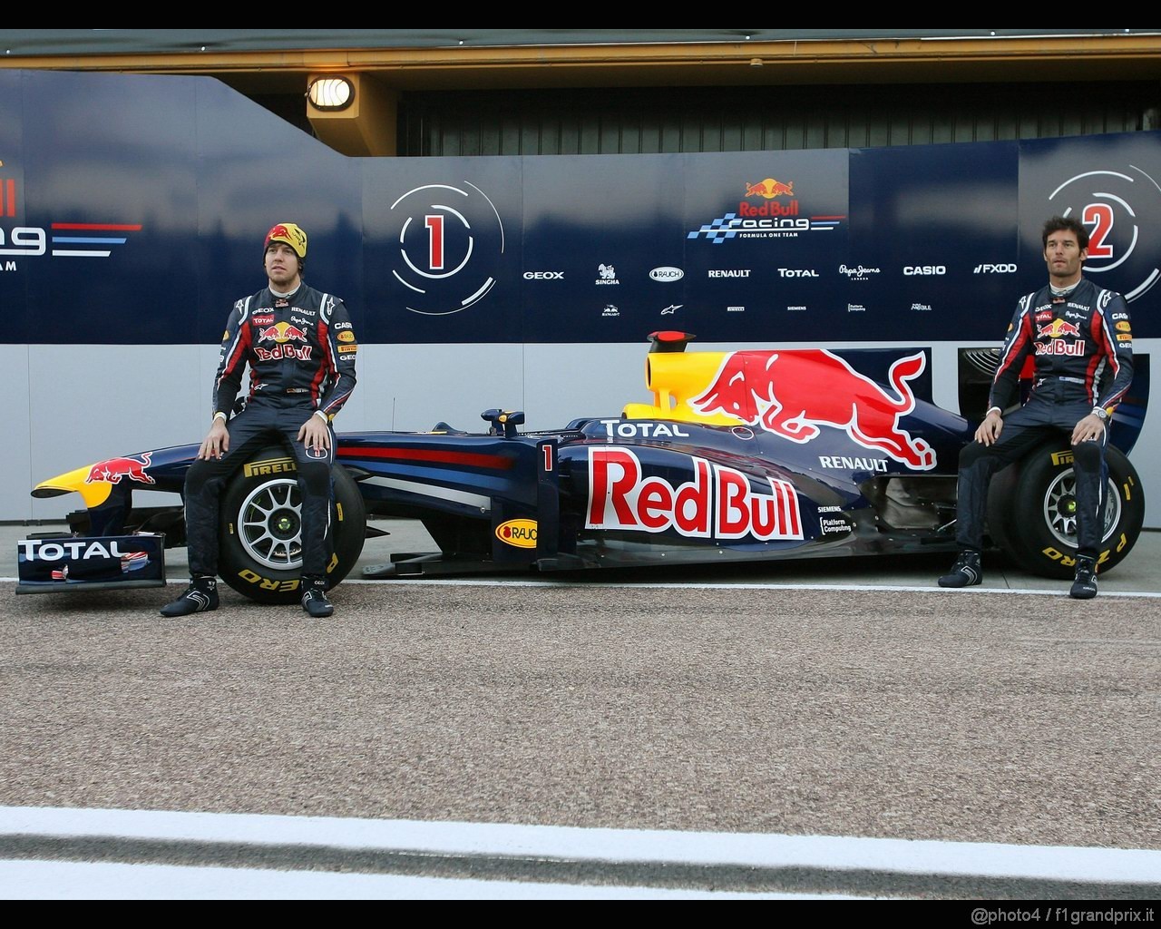 Red Bull RB7 1280x1024