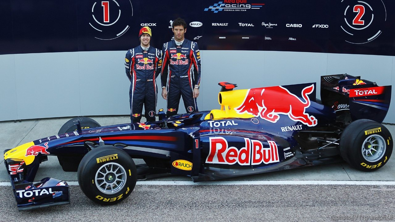 Red Bull RB7 1280x720