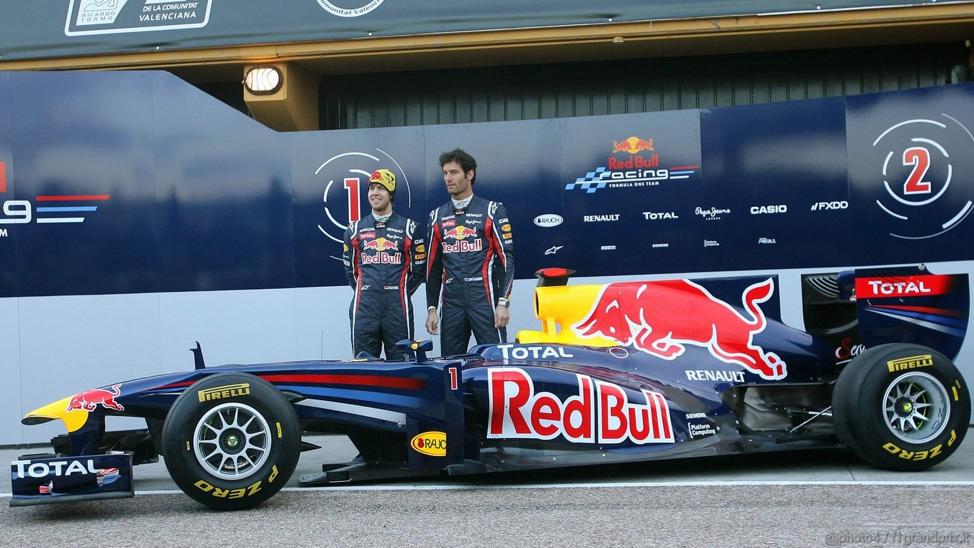 Red Bull RB7 1366x768