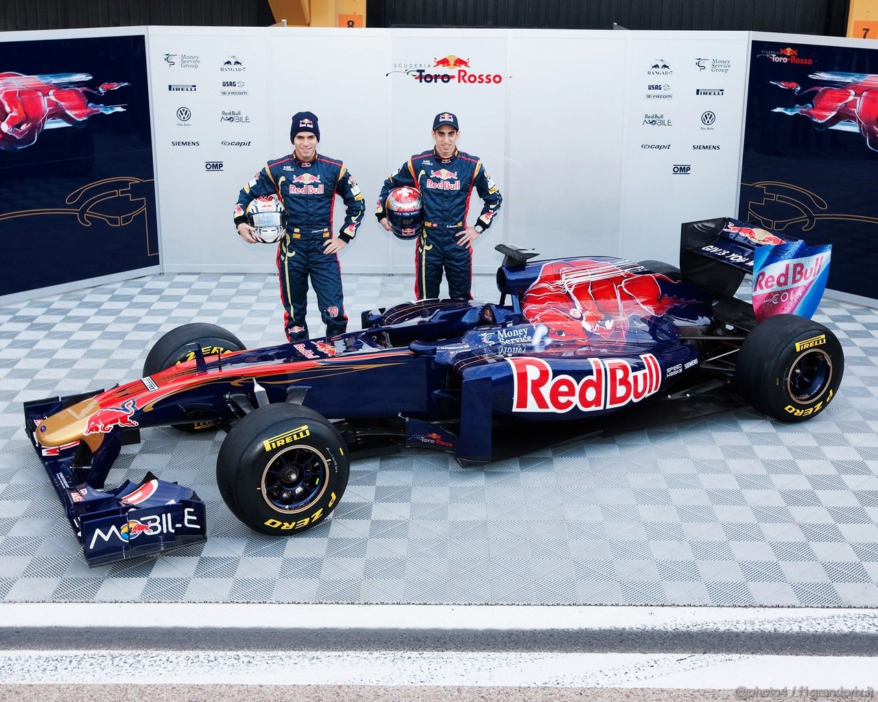 Toro Rosso STR 2011 1280x1024