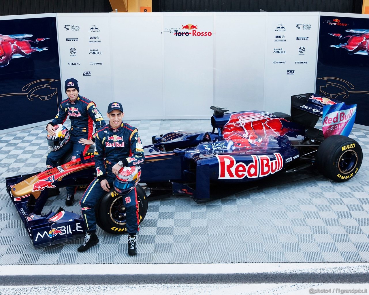 Toro Rosso STR 2011 1280x1024