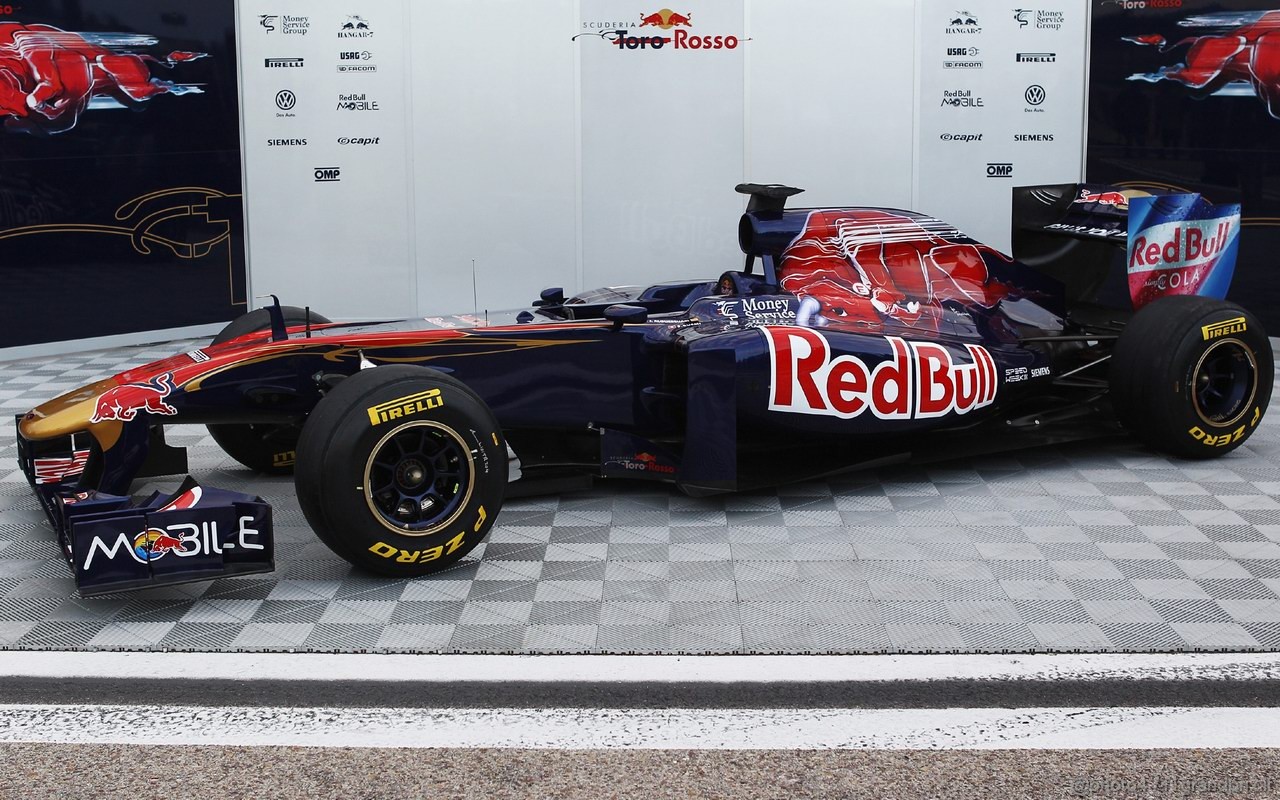 Toro Rosso STR 2011 1280x800