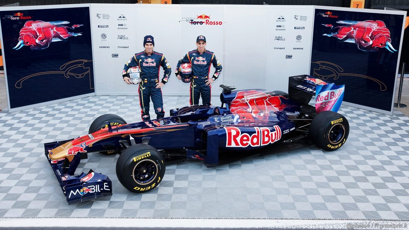 Toro Rosso STR 2011 1366x768