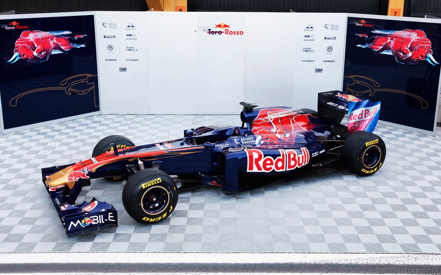 Toro Rosso STR 2011 1440x900