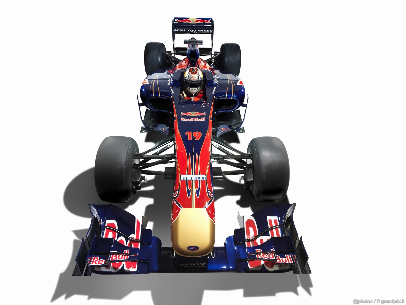 Toro Rosso STR 2011 1600x1200