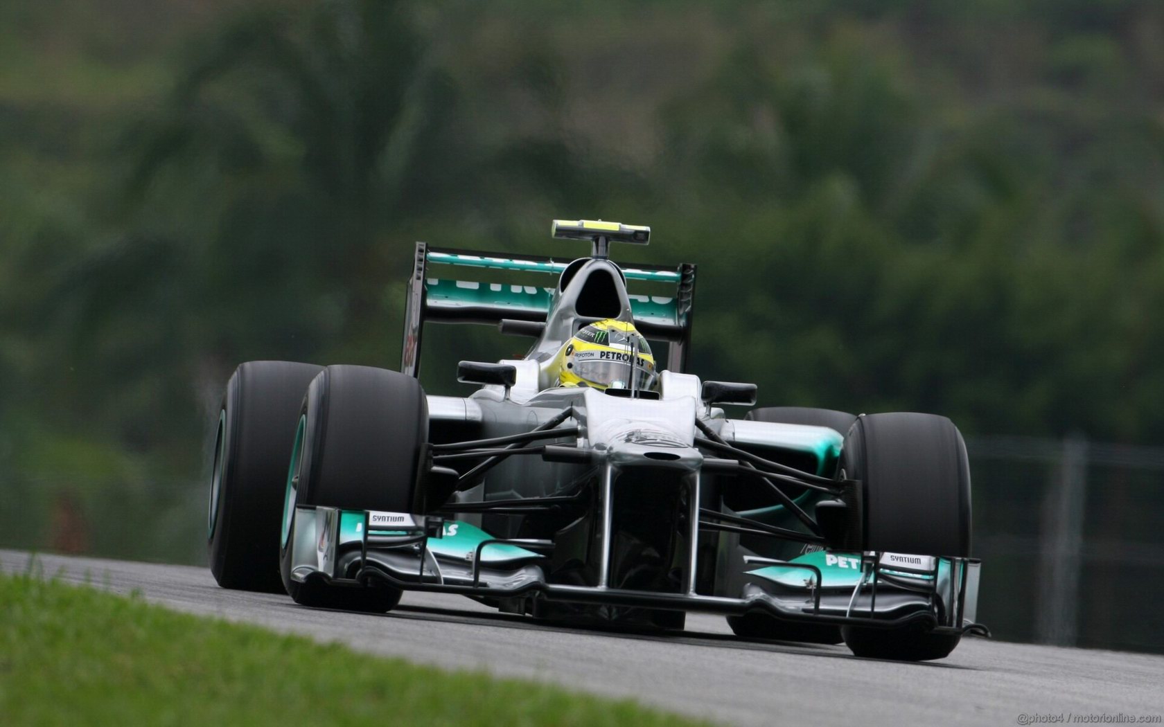 GP MALESIA 1680x1050