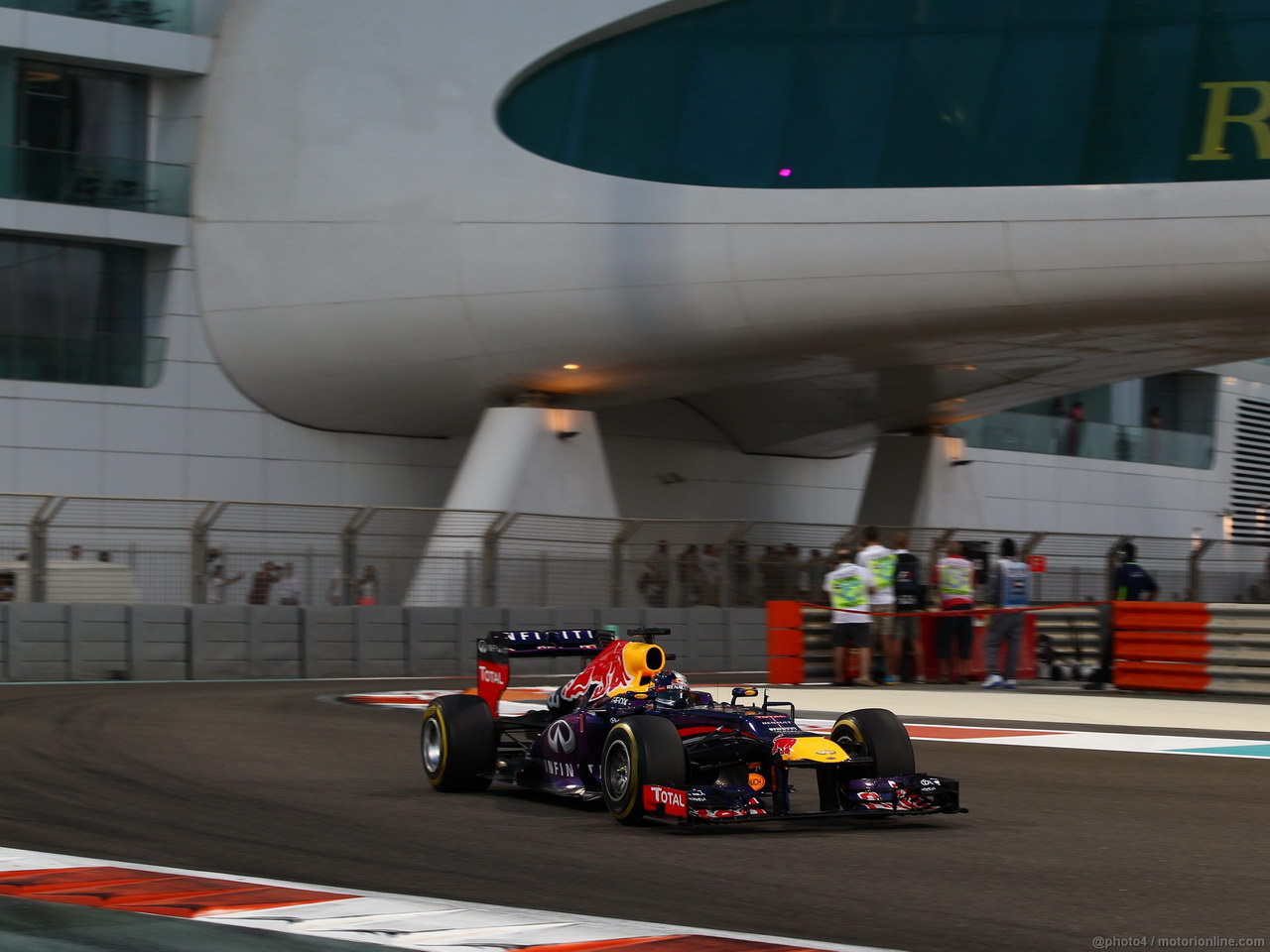 GP ABU DHABI 1280x960
