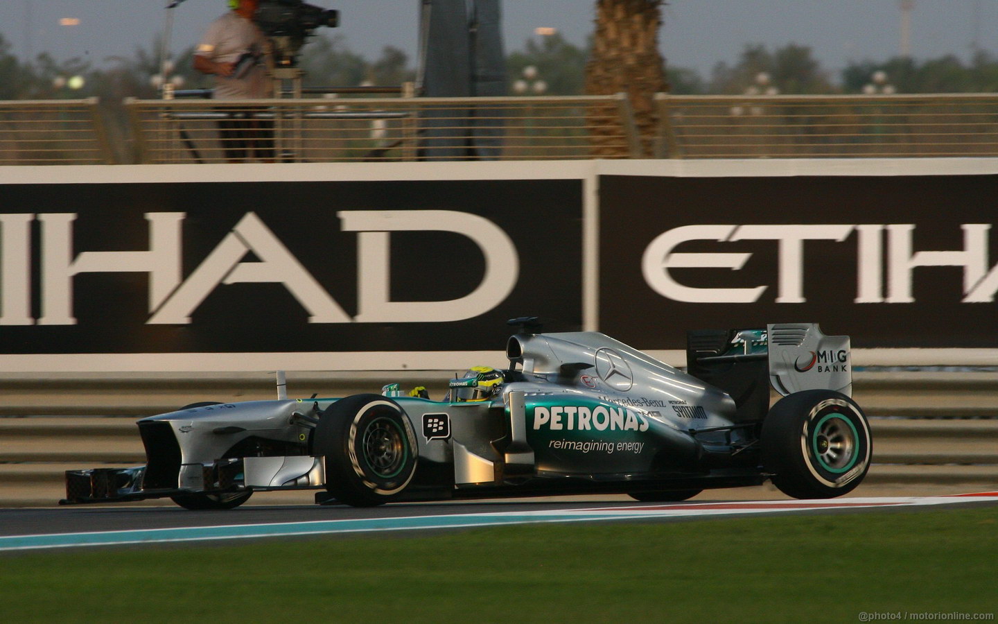 GP ABU DHABI 1440x900