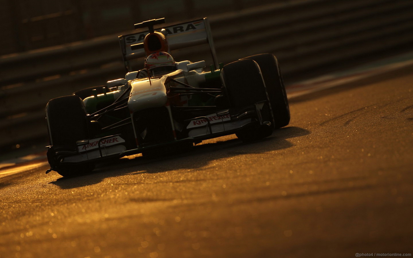GP ABU DHABI 1440x900
