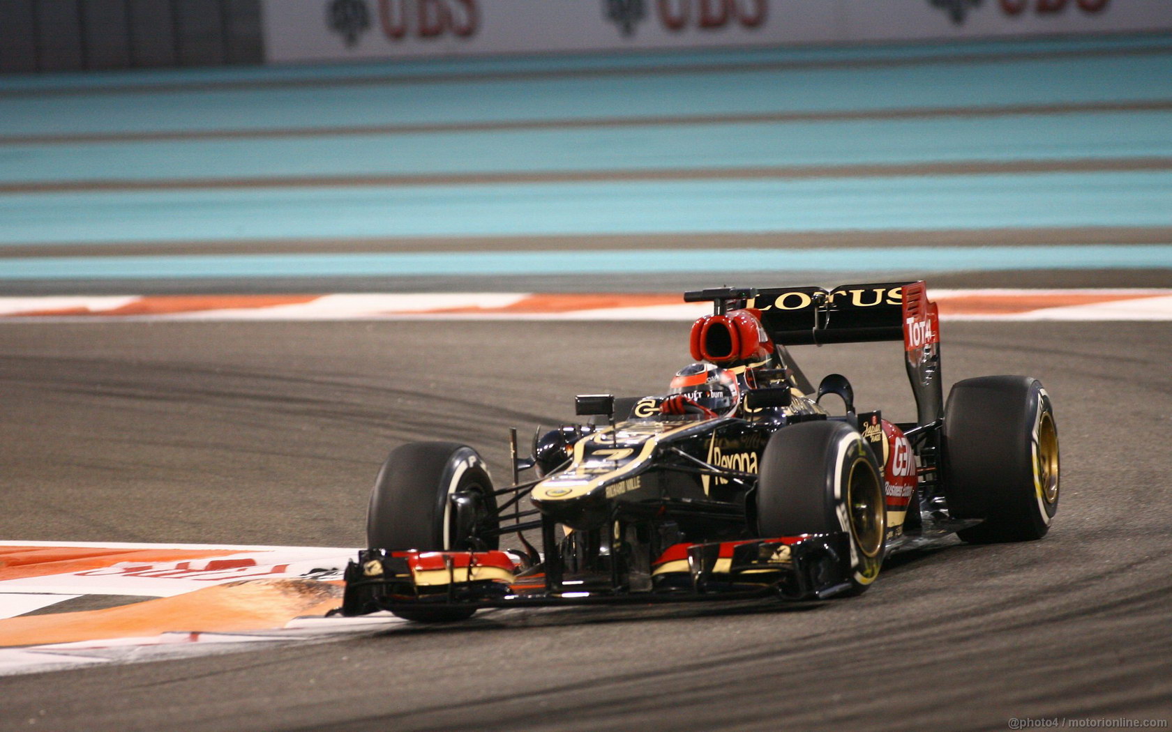 GP ABU DHABI 1680x1050