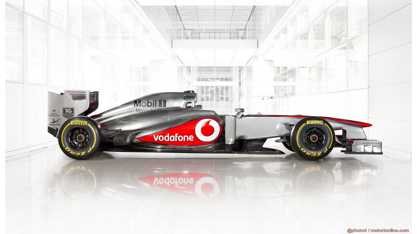 MCLAREN MP4-28 1366x768