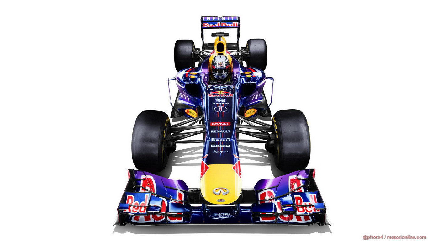 RED BULL RB9 1366x768