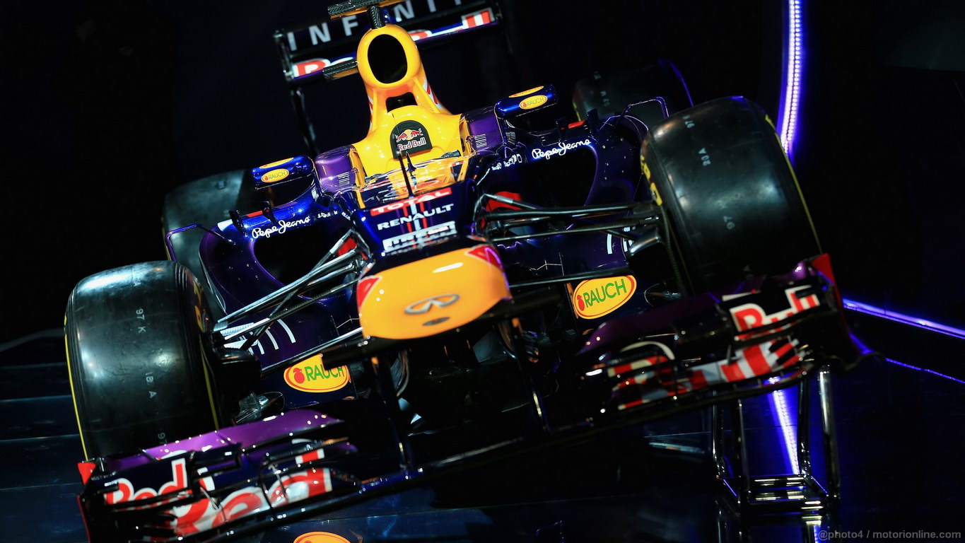RED BULL RB9 1366x768