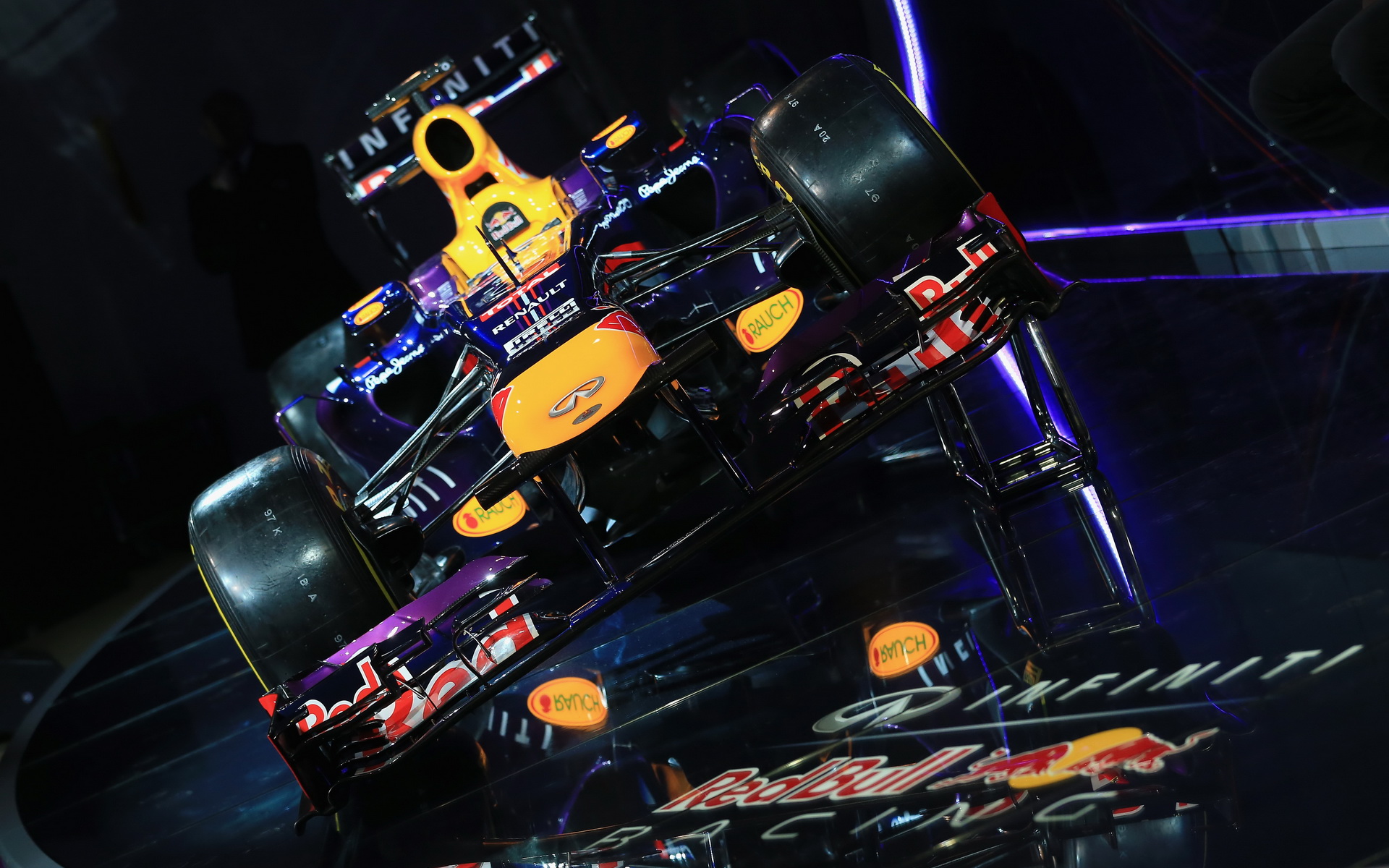 RED BULL RB9 1920x1200