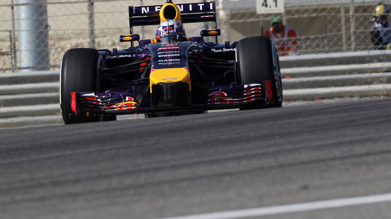 GP BAHRAIN 1366x768