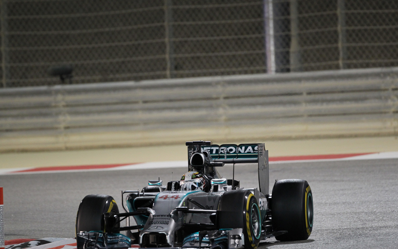 GP BAHRAIN 1680x1050