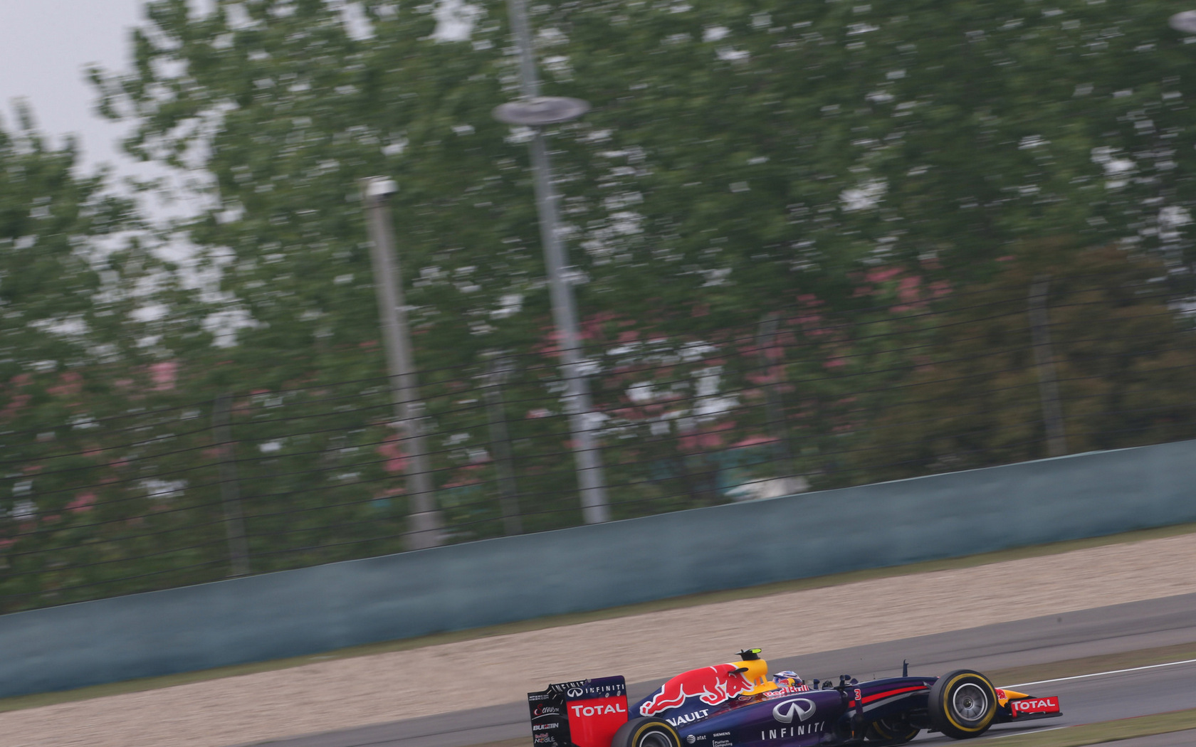 GP CINA 1680x1050